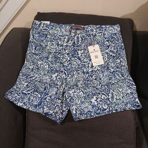 NWT Gloria Vanderbilt Amanda Denim Blue Floral 18 Shorts (081425A)